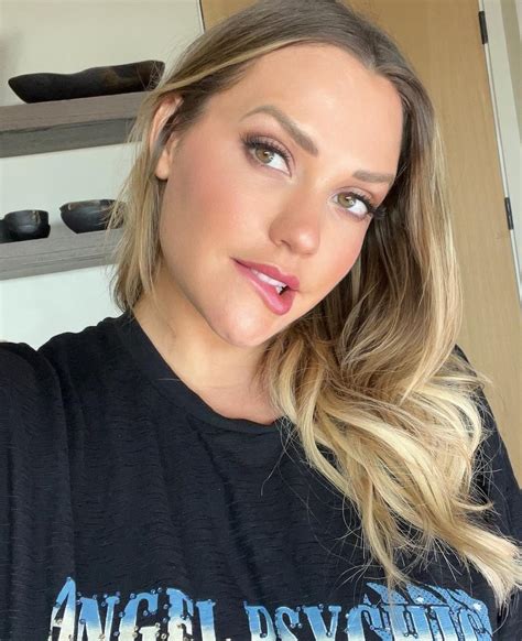 reddit mia malkova